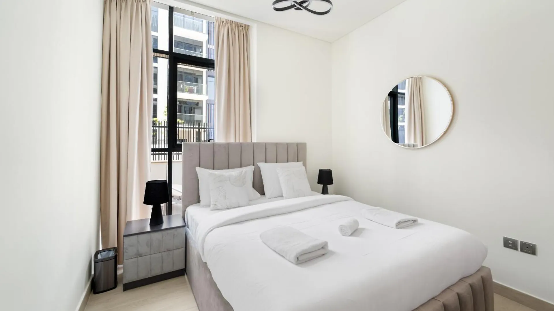Apartment Vayk - Modern 3 Bd With A Spacious Terrace Dubai