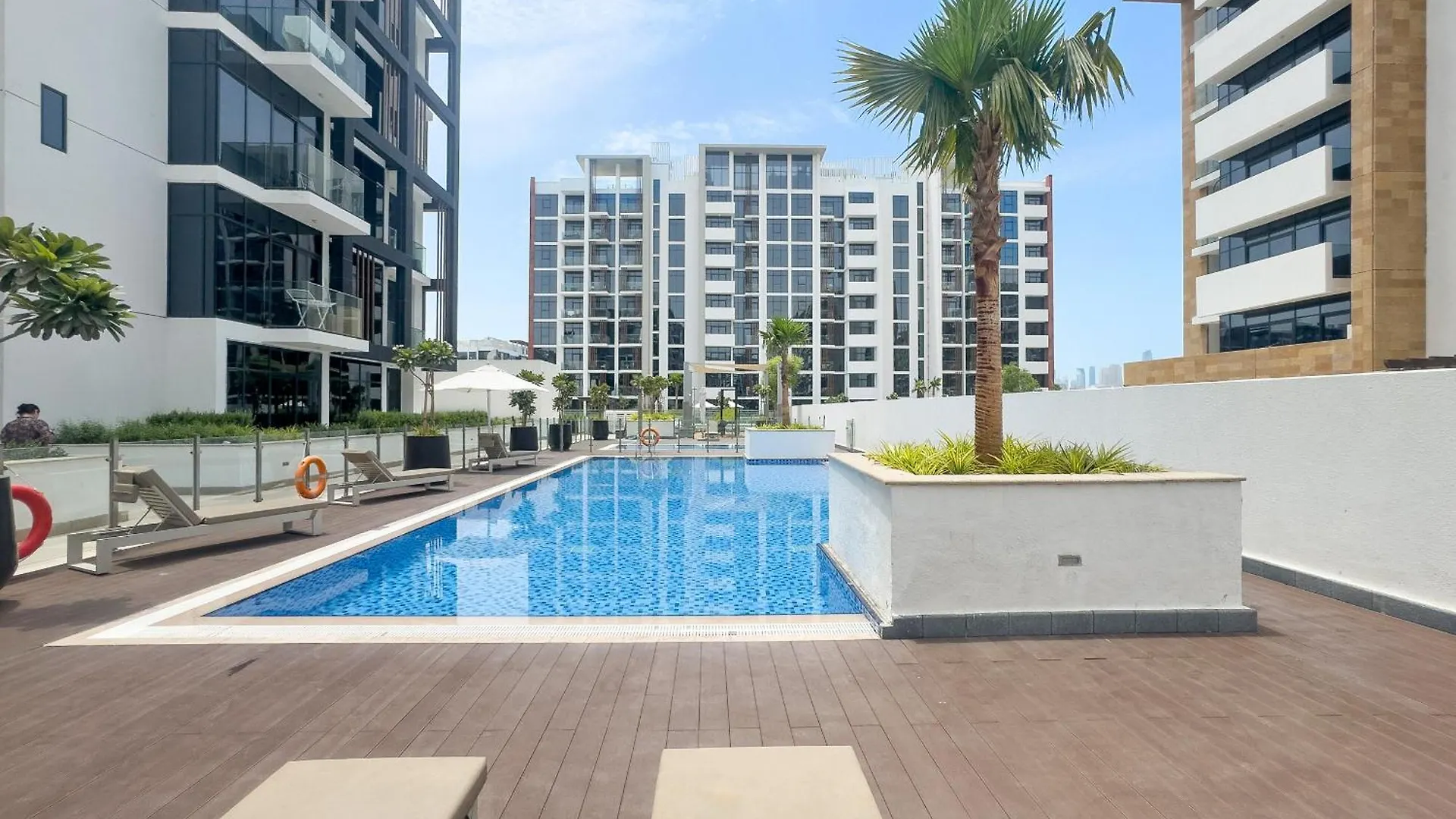 Vayk - Modern 3 Bd With A Spacious Terrace Dubai 0*,  United Arab Emirates