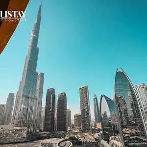 Holistay Luxury Homes - Burj Khalifa View - Direct Access Mall Apartment